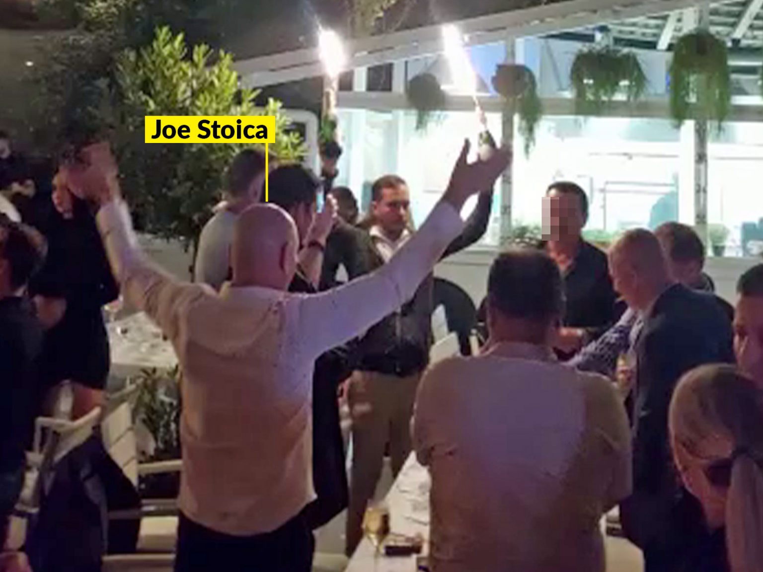 Chef de pomină la LOFT, cu Joe de la Rutieră și brigada lui. Alaturi de celebrul ȘORICICĂ