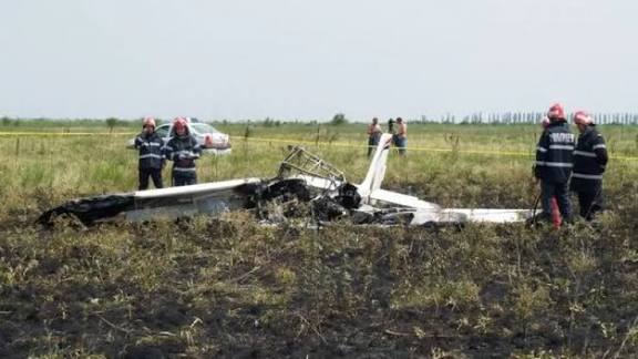 Accident aviatic la Iași: pilotul Marian Jan Chiriță și comisarul de poliție Pompiliu Cojocaru, răniți grav