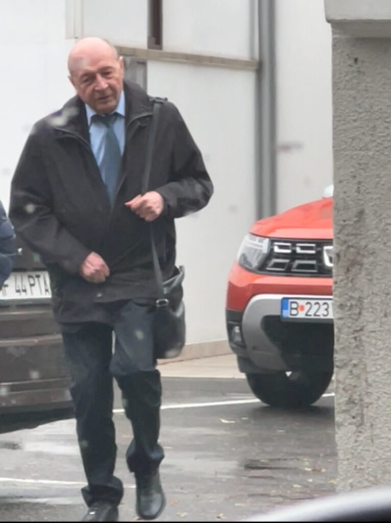EXCLUSIV – Traian Băsescu, întâlnire discretă cu Eugen Tomac la Casa Doina! Separare strategică la ieșire, final în Piața Victoriei