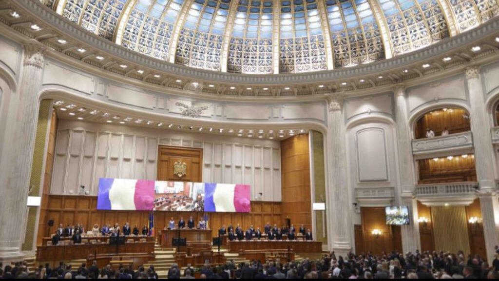 Guvernul Ilie Bolojan, demis prin moțiune de cenzură. Ce urmează pentru România