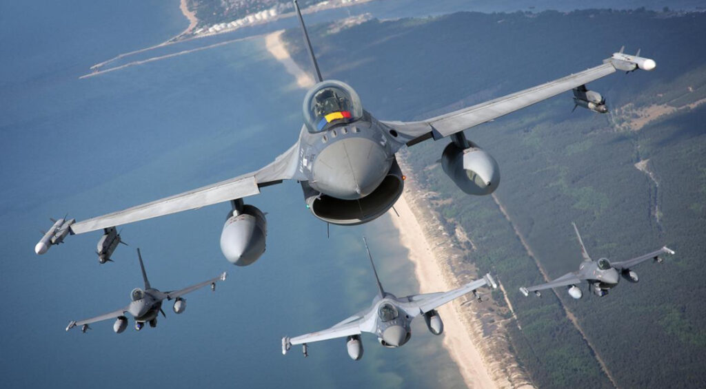 Premieră în misiunile NATO: un F-16 românesc a doborât o dronă ucraineană în spațiul aerian al Estoniei